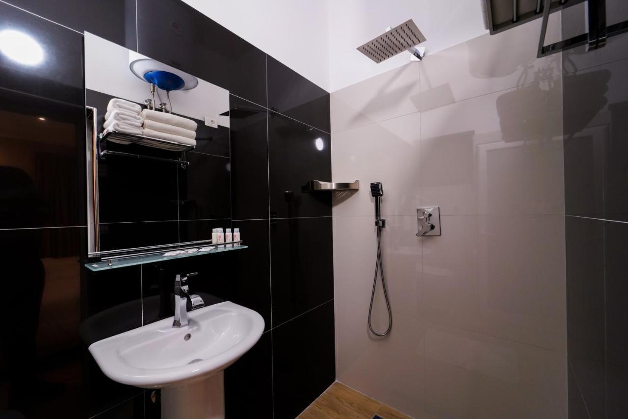 טיראנה Sr99 Hotel מראה חיצוני תמונה