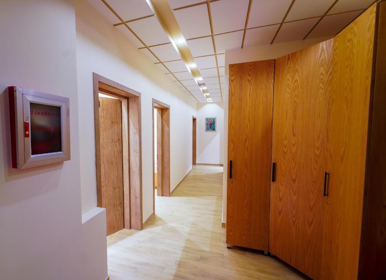 טיראנה Sr99 Hotel מראה חיצוני תמונה