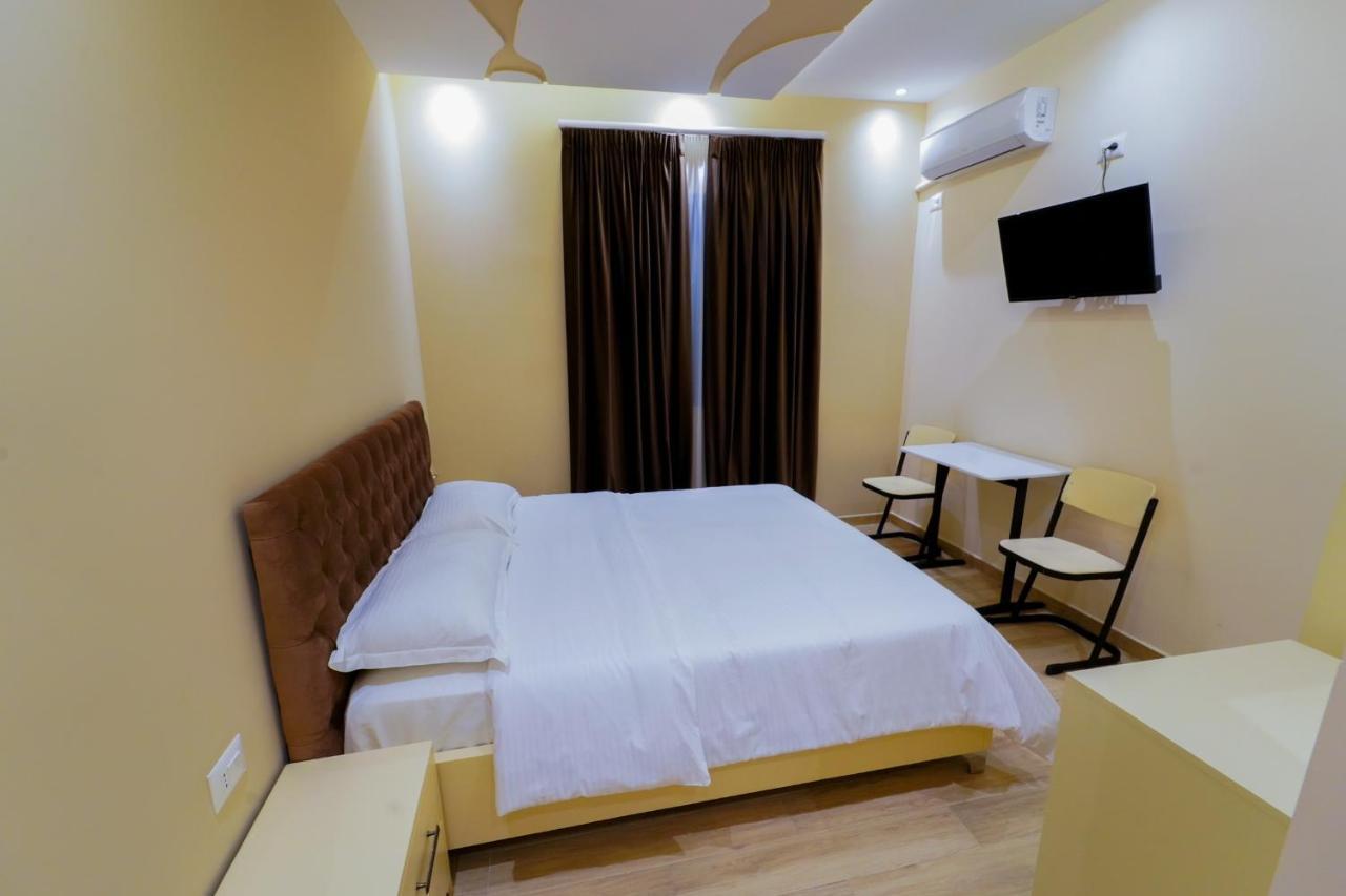 טיראנה Sr99 Hotel מראה חיצוני תמונה