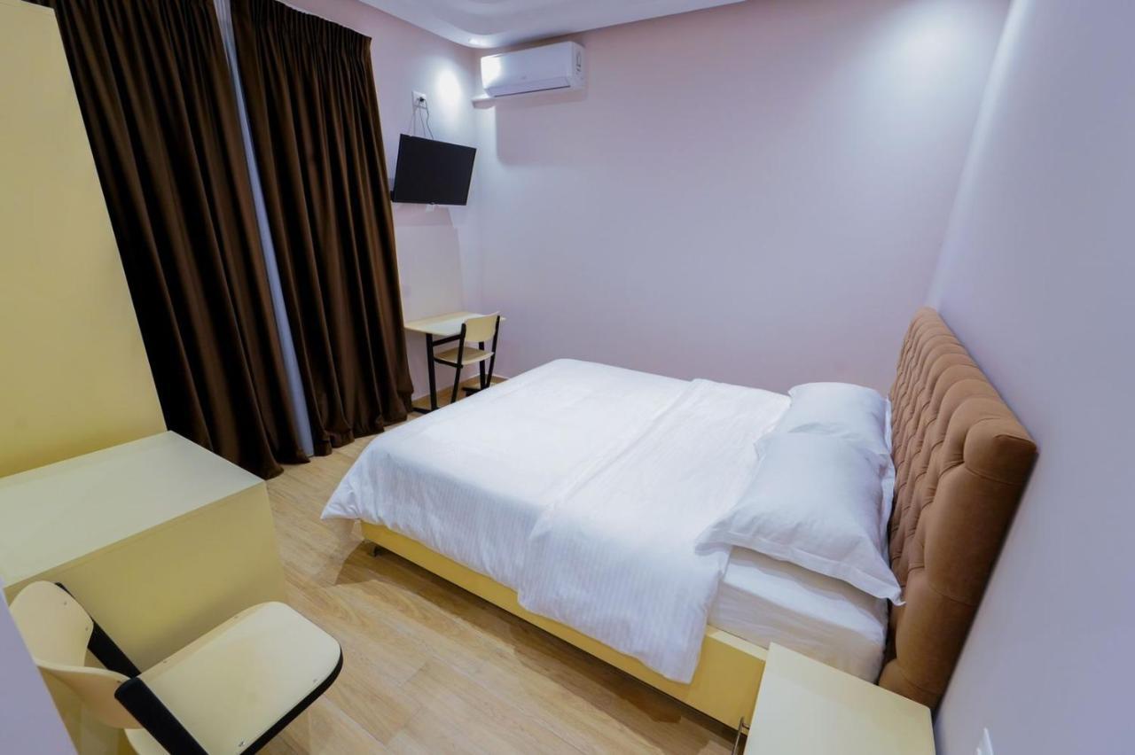 טיראנה Sr99 Hotel מראה חיצוני תמונה